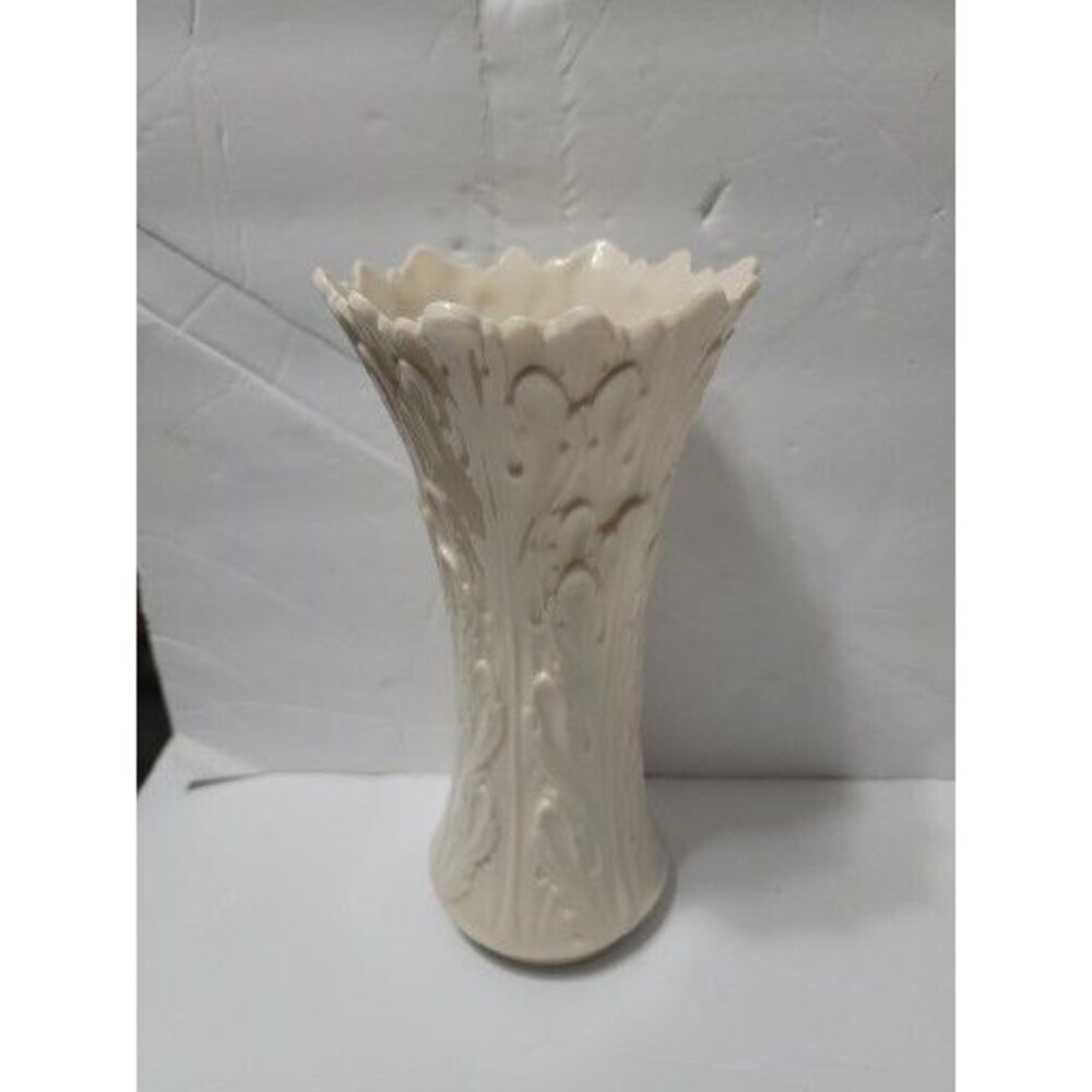 LENOX WOODLAND LEAF COLLECTION TALL TAPERED VASE 8 1/4” Tall